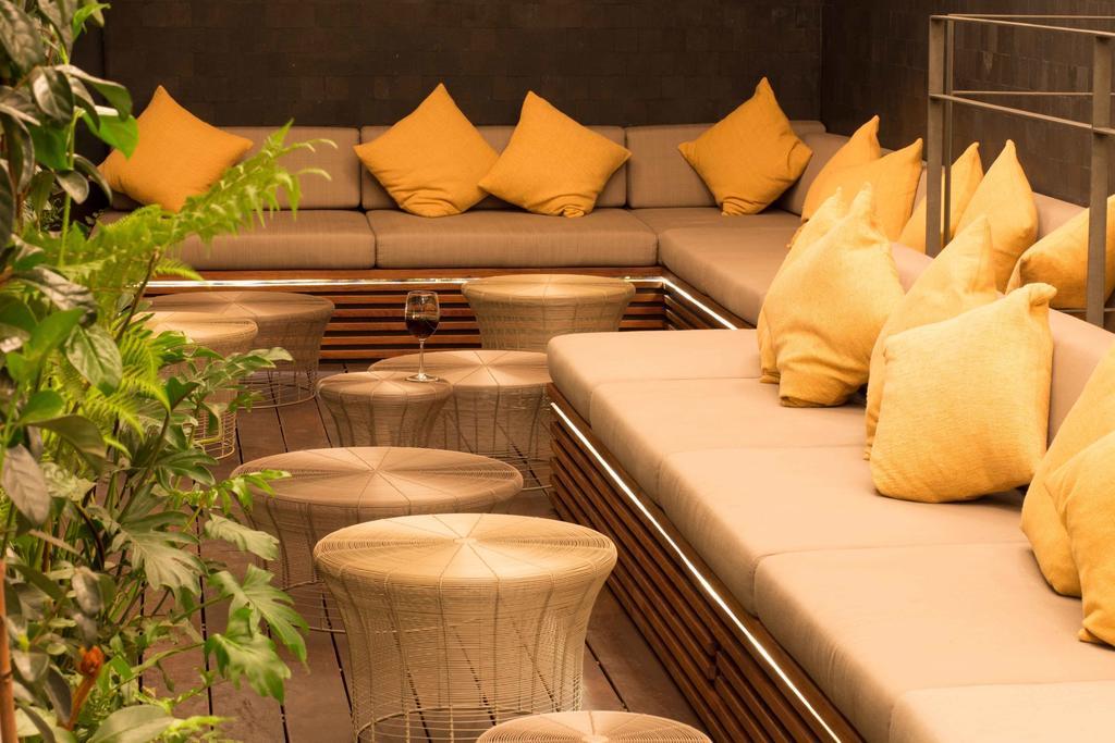 Suites Contempo México DF Exterior foto The interior of the lounge