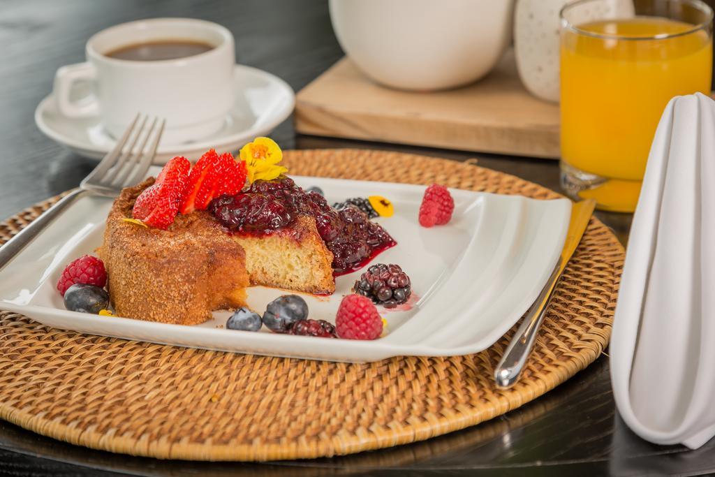Suites Contempo México DF Exterior foto A breakfast of fruit and orange juice